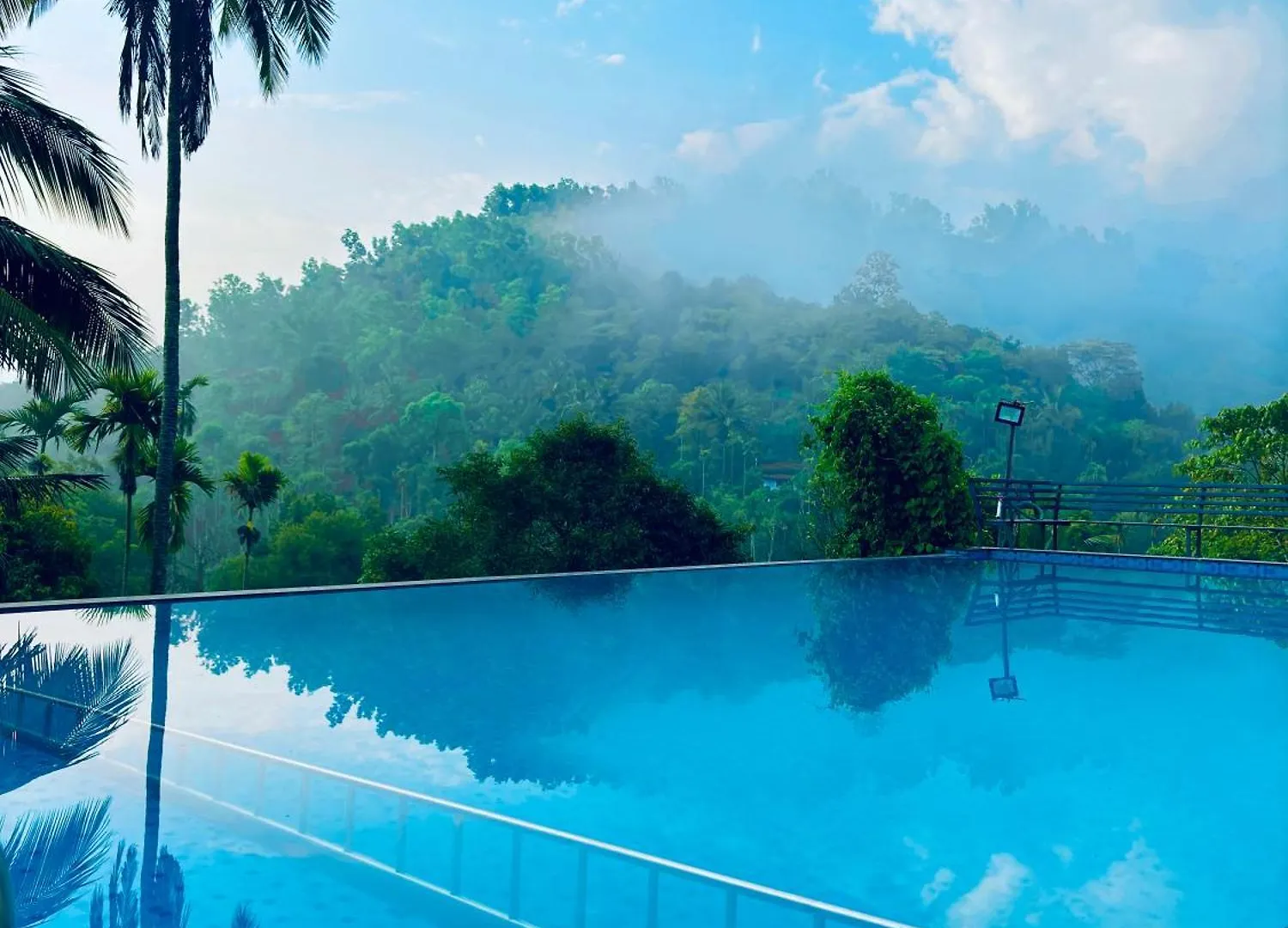 Vaca Vibes Resorts Koroth